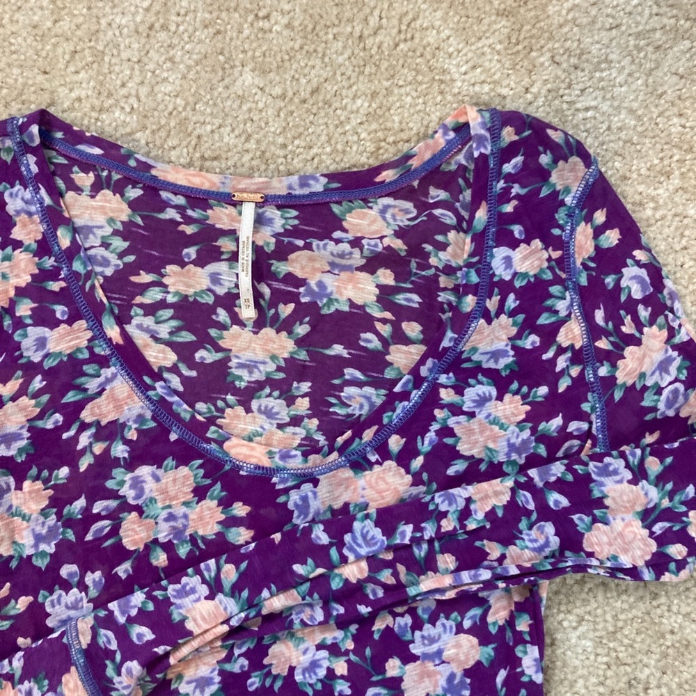 Free People Floral Long Sleeve Size XS Shirt
